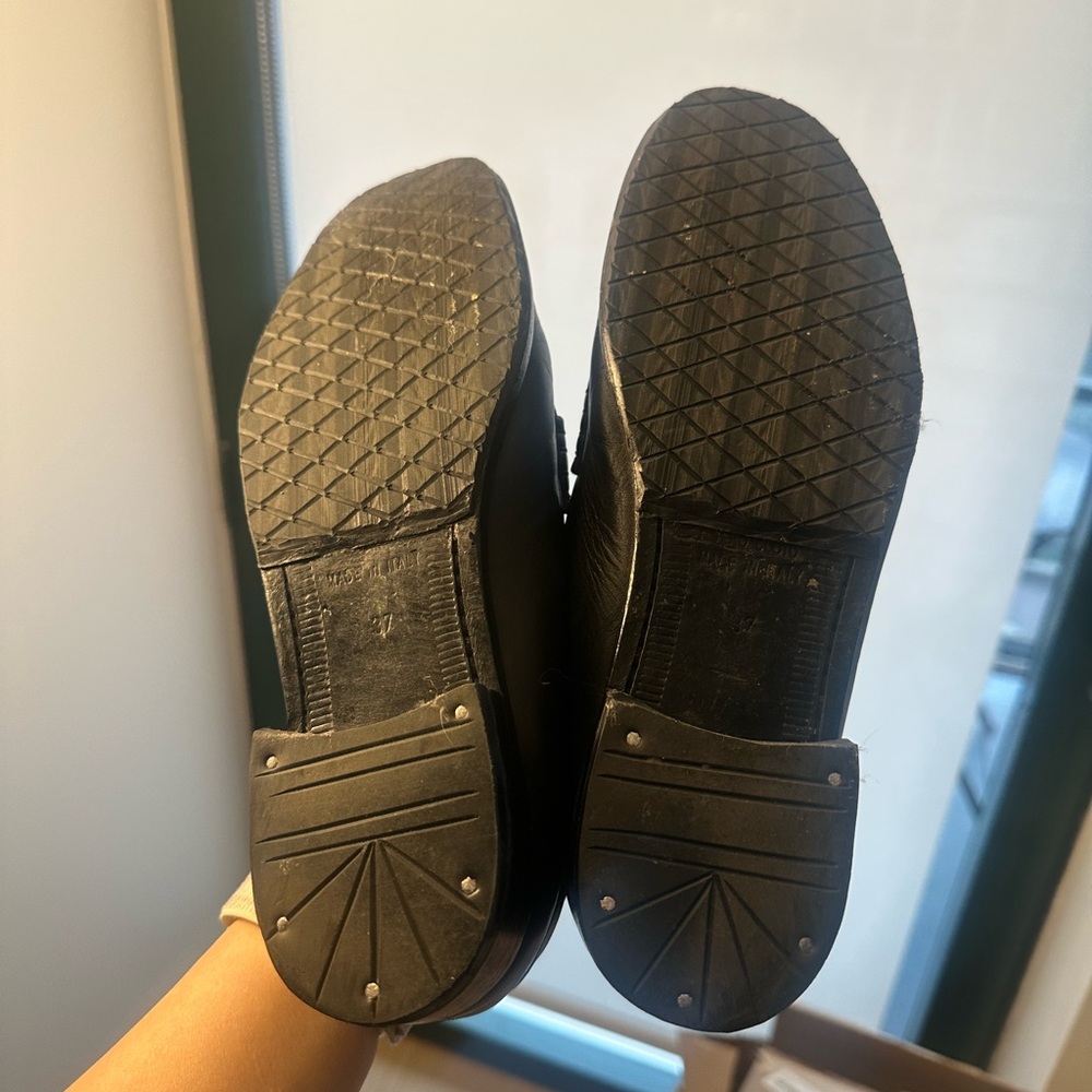 KOIO Brea Sleek Black Leather Loafers - Picture 4 of 5